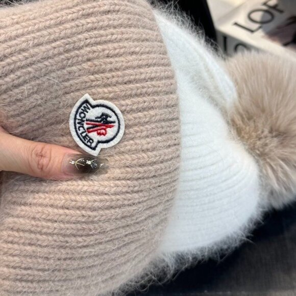 Beige & White – Rabbit Hair Blend Two-Tone Knit Beanie with Fur Pom - Picture 2 of 6